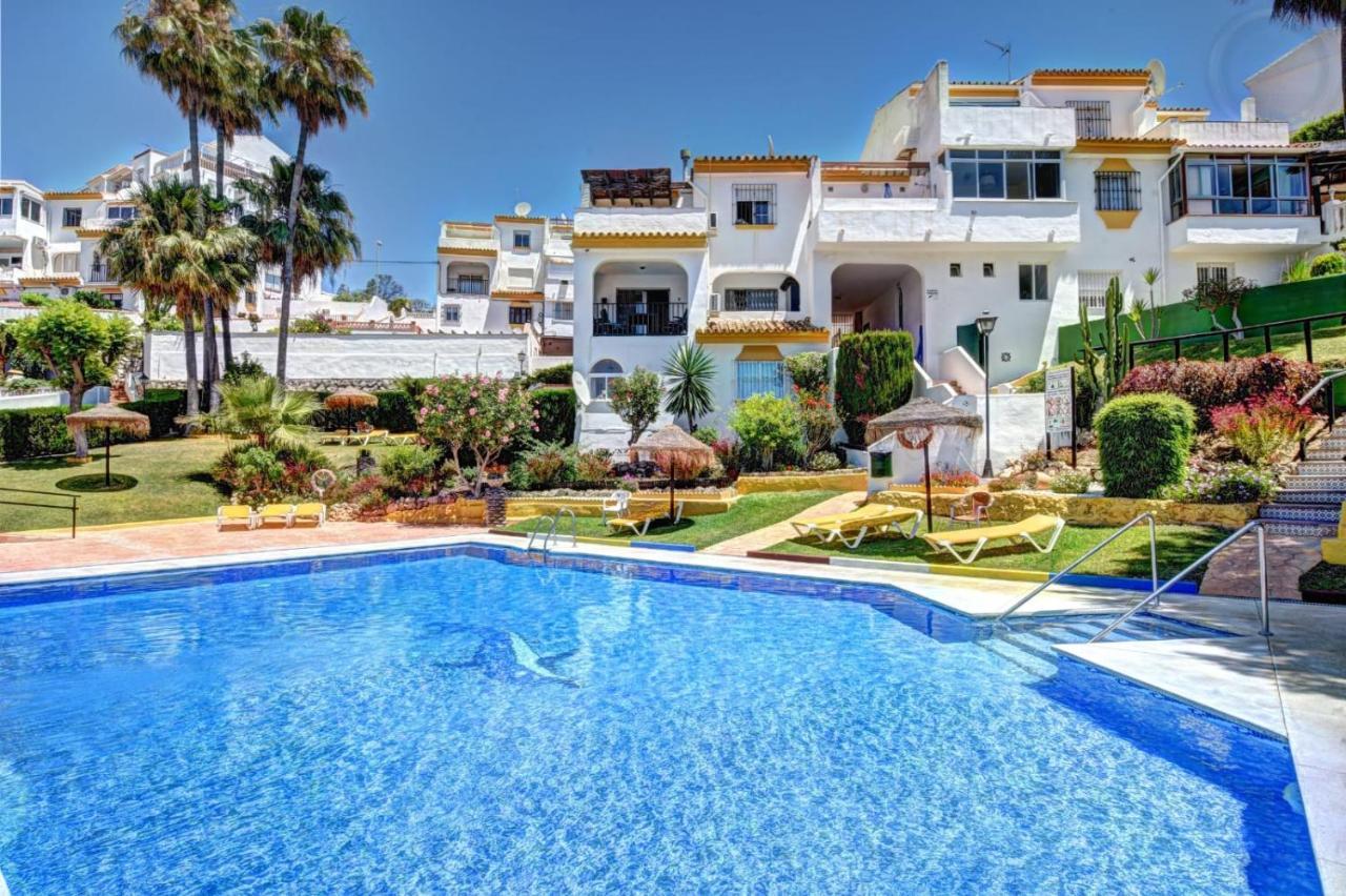 Apartamento Amplio, Soleado Y Con Vista Panorámica A 400 Metros De La Playa Benalmádena